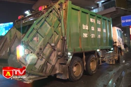 Hà Nội: Hàng loạt xe chở rác gây ô nhiễm môi trường bị xử lý