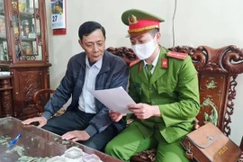 Xác định phương hướng, nhiệm vụ, giải pháp quan trọng trong công tác xây dựng Đảng, xây dựng lực lượng CAND