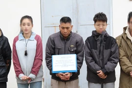 Nhận 2 triệu đồng đưa 4 người Trung Quốc nhập cảnh trái phép