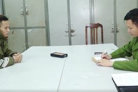 Khởi tố đối tượng dùng súng đe dọa cướp 120 triệu đồng 