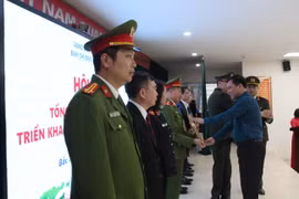Chuyển biến tích cực trên các lĩnh vực phòng chống tội phạm và văn minh đô thị