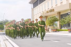 Nâng cao kiến thức về công tác điều lệnh cho cán bộ chiến sỹ