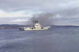 Hình ảnh tàu sân bay duy nhất của Nga lên đường chống khủng bố