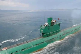 Triều Tiên bị nghi đang đóng tàu ngầm mang tên lửa đạn đạo mới