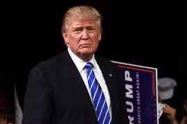 Ông Donald Trump bị "dồn vào chân tường" trước thềm cuộc tranh luận thứ 2