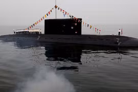 2 tàu ngầm "hố đen đại dương" sắp gia nhập hạm đội biển Đen của Nga
