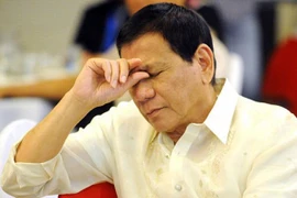 Ông Duterte có thế bị phế truất nếu nhượng bãi Scarborough cho Trung Quốc
