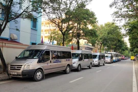 Có quản được xe khách trá hình?