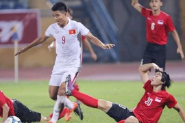 Dứt điểm vô duyên, U19 Việt Nam chịu chia điểm ngày ra quân giải Đông Nam Á