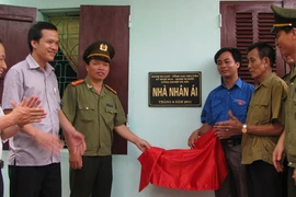 Khánh thành nhà tình nghĩa cho cựu thanh niên xung phong