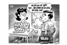 Thẻ đầy ví, tiền rỗng không