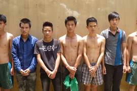 Bắt 7 đối tượng vô cớ chém người