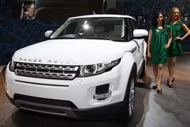 Rực rỡ bóng hồng Australia Motor Show 2011