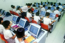 Dồn dập tấn công mạng internet