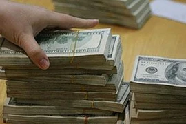 Lãi suất, ngoại tệ vẫn còn hiện tượng “đi đêm”