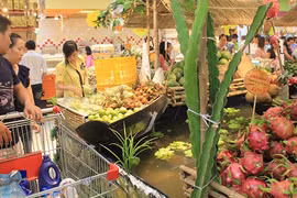 Buộc phải thắt “hầu bao”