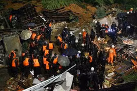 Trung Quốc: Sạt lở đất, 30 người bị chôn vùi