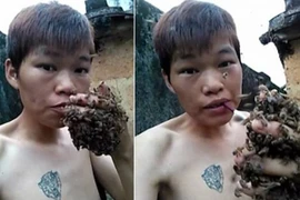 Nam thanh niên Trung Quốc ăn ong sống
