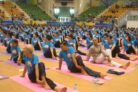 Lan tỏa tinh thần tích cực của Yoga
