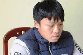 Rủ nữ sinh 13 tuổi đến nhà chơi rồi ép quan hệ