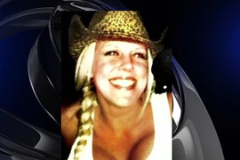 Nữ giáo viên gạ tình và "lên giường" với 5 nam sinh