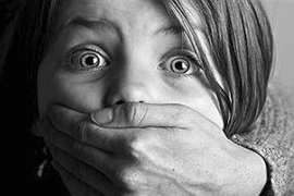 Học sinh mẫu giáo bị lạm dụng tình dục ngay tại trường