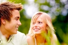 Làm gì khi bạn không lọt mắt xanh của chàng?