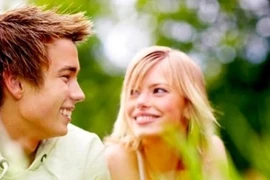 Làm gì khi bạn không lọt mắt xanh của chàng?