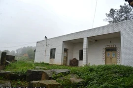 Tàn độc mẹ giết con để được vào tù với chồng