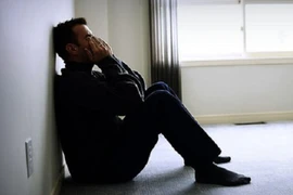 Kiện bác sỹ vì làm “cậu nhỏ” cương cứng 8 tháng trời