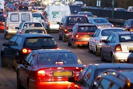 Bà bầu sống gần đường lớn, con dễ bị bệnh về hô hấp