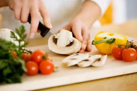 Một số lỗi chị em nên tránh khi chế biến thực phẩm