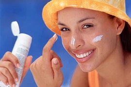 8 bí quyết chăm sóc da đúng cách trong ngày hè
