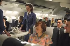 Vẫn khỏe mạnh sau chuyến bay đêm dài 