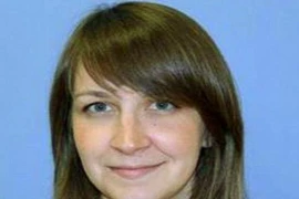 Nam sinh quay clip quan hệ với cô giáo rồi tống tình