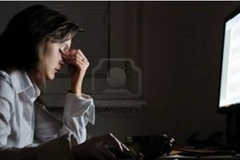 Làm việc ca đêm làm tăng nguy cơ ung thư buồng trứng