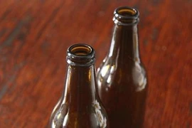 Đâm chồng chỉ vì không mua được… bia