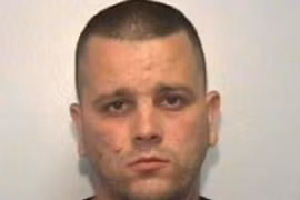 Suy sụp, choáng váng vì hiếp dâm người nhiễm HIV