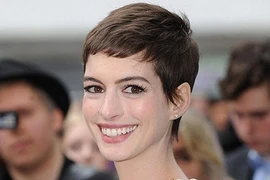 10 kiểu tóc ngắn quyến rũ của sao