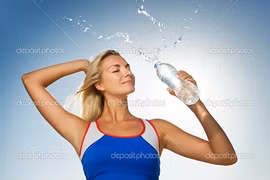 6 lý do vì sao cần uống nước khi đang tập thể thao