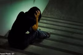 Tố cáo cha đẻ để thoát cảnh 12 năm làm nô lệ tình dục