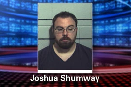 Y tá lạm dụng tình dục bệnh nhân 5 lần/đêm