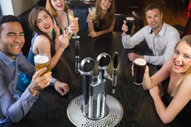 5 mẹo giảm cảm giác khó chịu do rượu