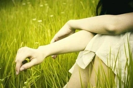 Tạm giam cha dượng quấy rối con riêng của vợ