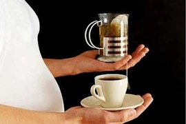 Uống cà phê ảnh hưởng tới sự phát triển của bào thai
