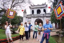 Nâng cao chất lượng sản phẩm du lịch Hà Nội 