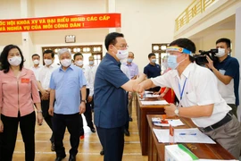 Ấn tượng, cảm xúc khi đưa tin về “kỳ bầu cử đặc biệt” của đất nước