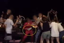 Đánh ghen “hội đồng” có thể bị xử lý theo nhiều tội danh 