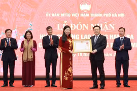 Phát huy sức mạnh đại đoàn kết toàn dân tộc, đẩy mạnh thi đua yêu nước 