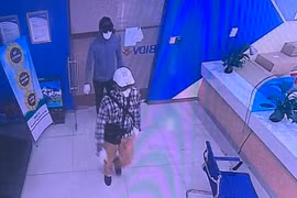 Những màn đấu trí với tội phạm cướp ngân hàng manh động